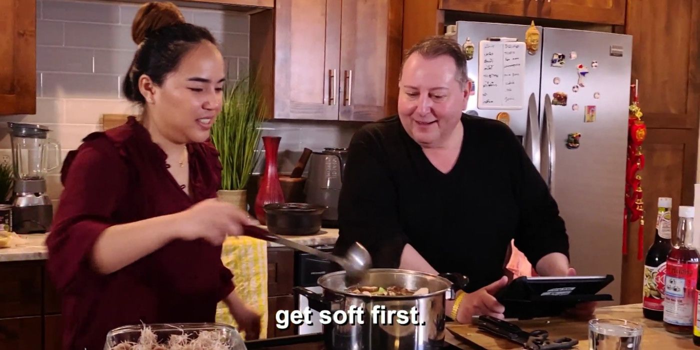 David and Annie cooking in the kitchen in 90 Day Fiance