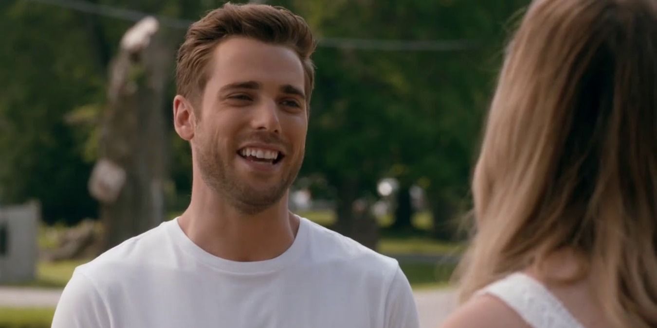 Schitt's Creek 10 Unpopular Opinions About Ted (According To Reddit)