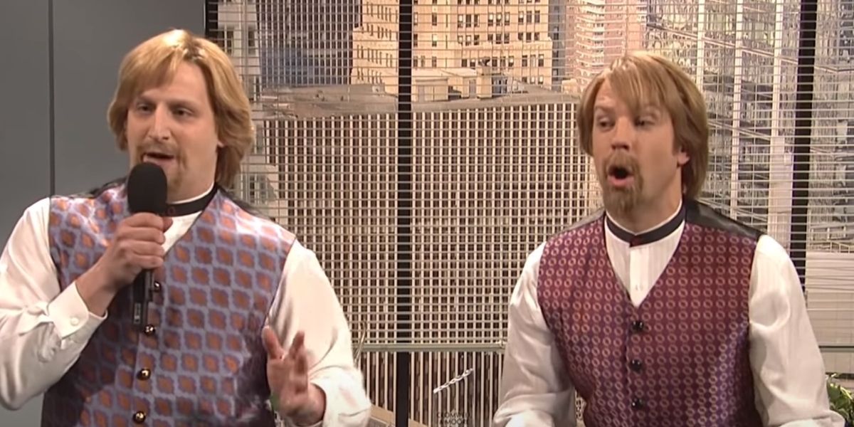Tim Robinson and Jason Sudeikis in the sketch &quot;Roundball Rock&quot;