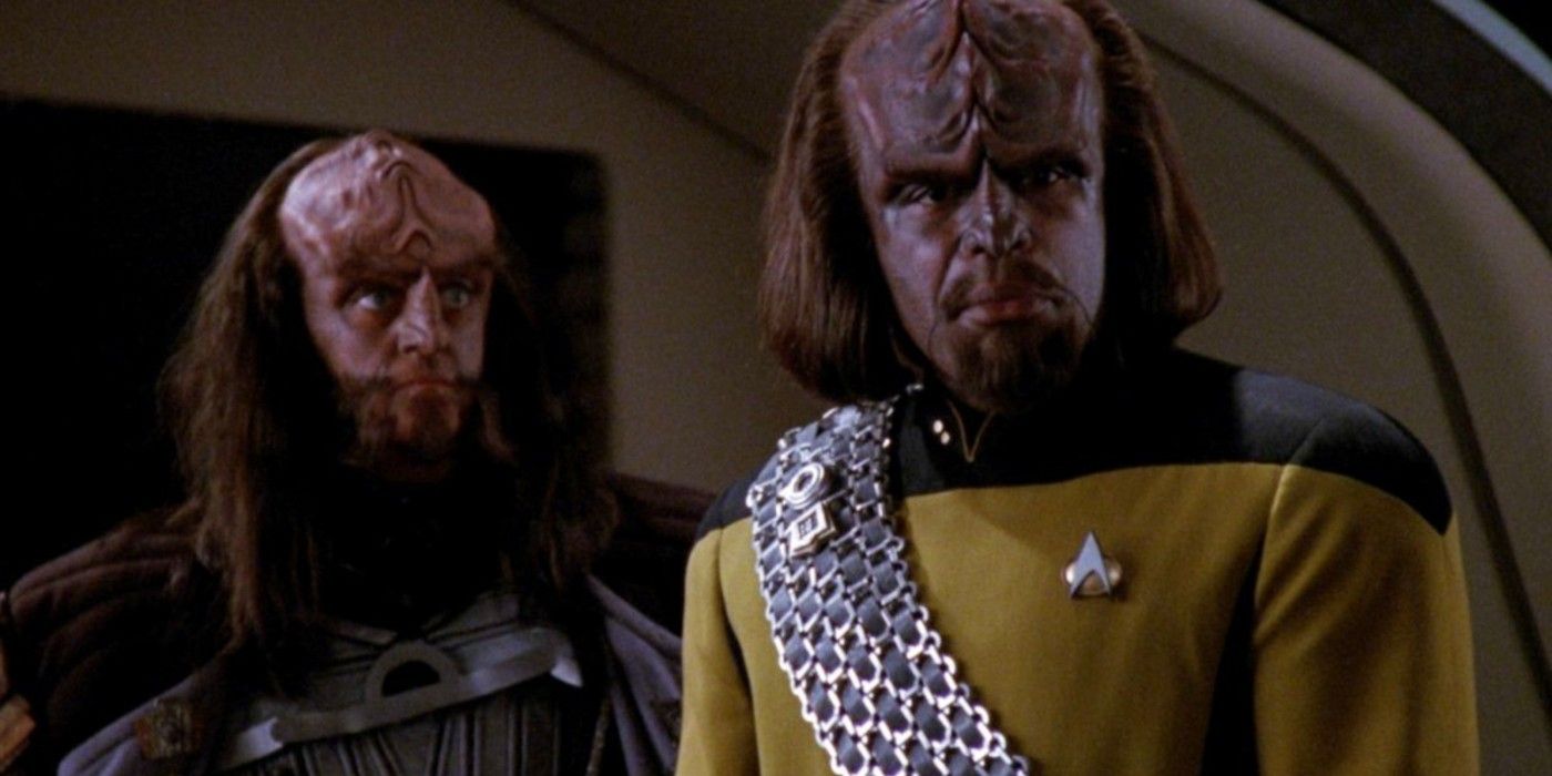 Worf And Gowron In The Star Trek The Next Generation Episode Redemption