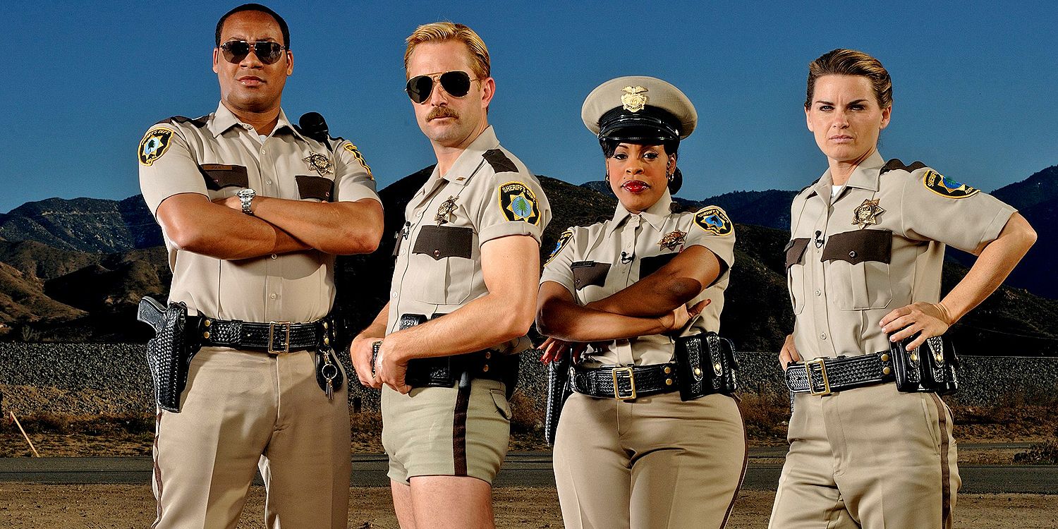 The Reno 911 cast posing together