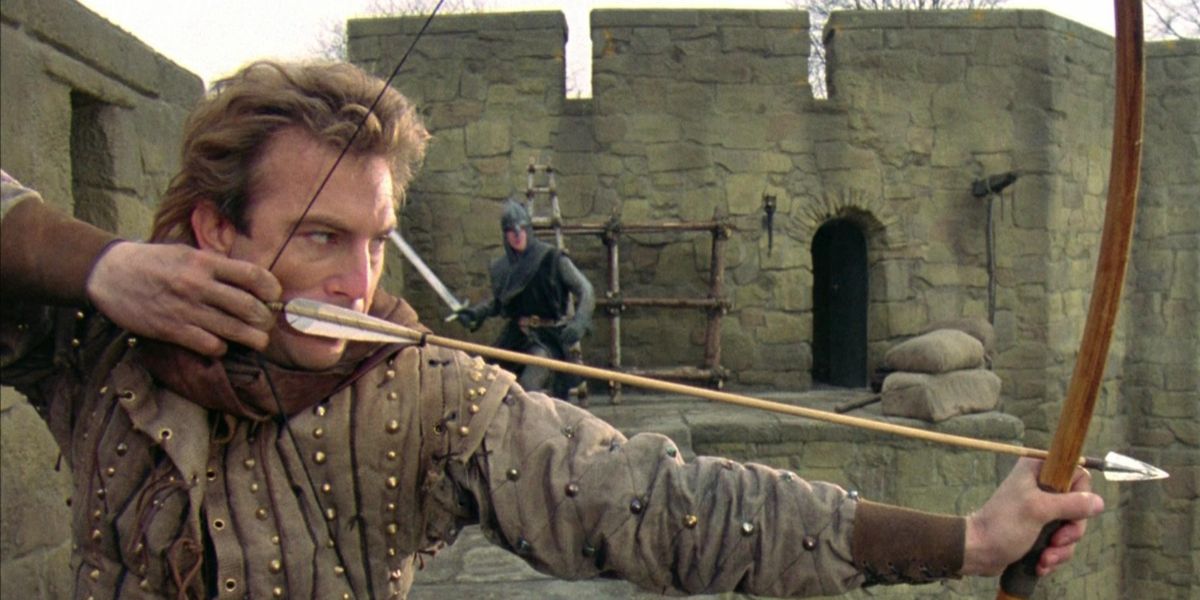 Robin Hood (Kevin Costner) taking aim in Robin Hood: Prince of Thieves