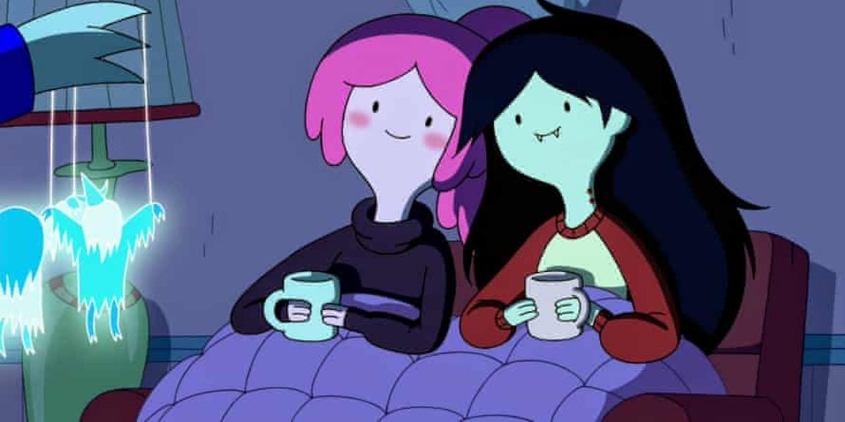 Princess Bubblegum and Marceline drinking from mugs together in Adventure Time.