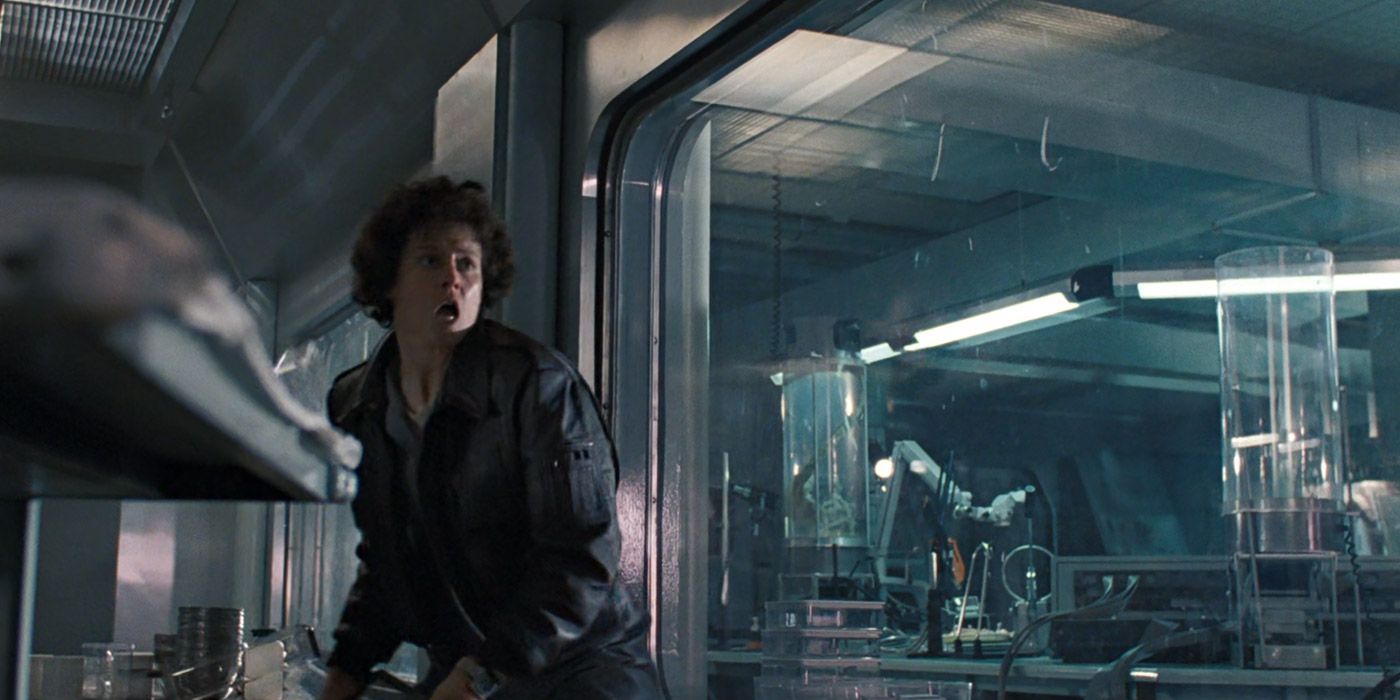Ripley attempts to break the glass in med-lab using a chair in Aliens