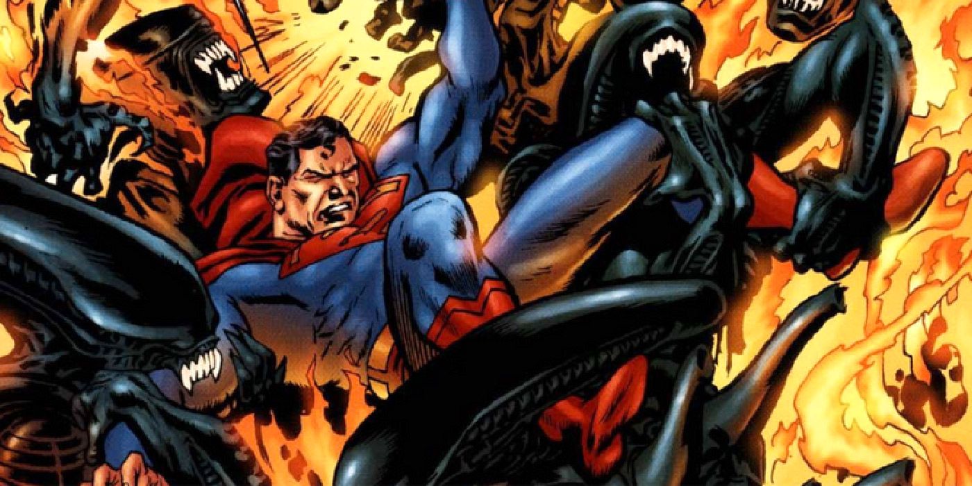 Superman battles the xenomorphs in Superman vs. Aliens