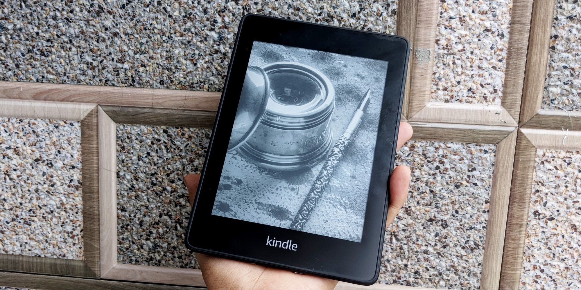 Amazon Shutting Down Internet Access For Older Kindles