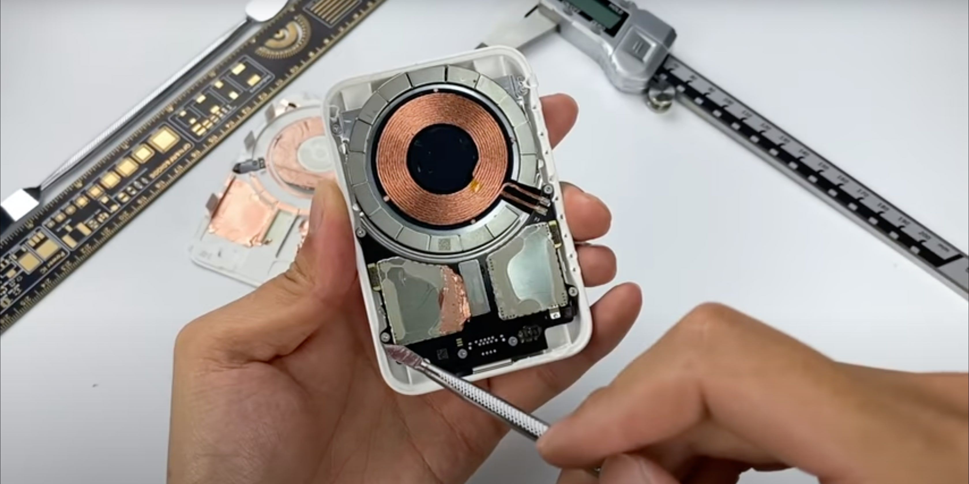 magsafe battery pack for iphone xs max