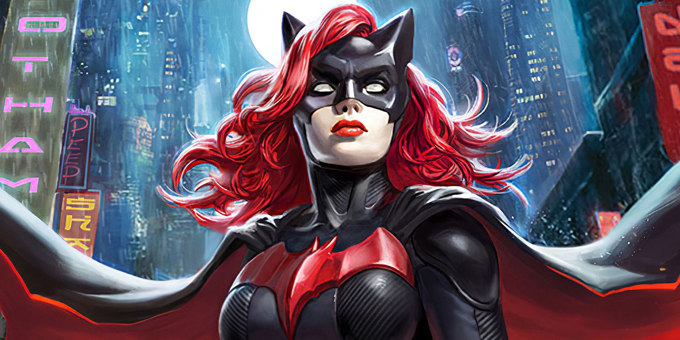Batwoman standing in Gotham City in DC Comics.