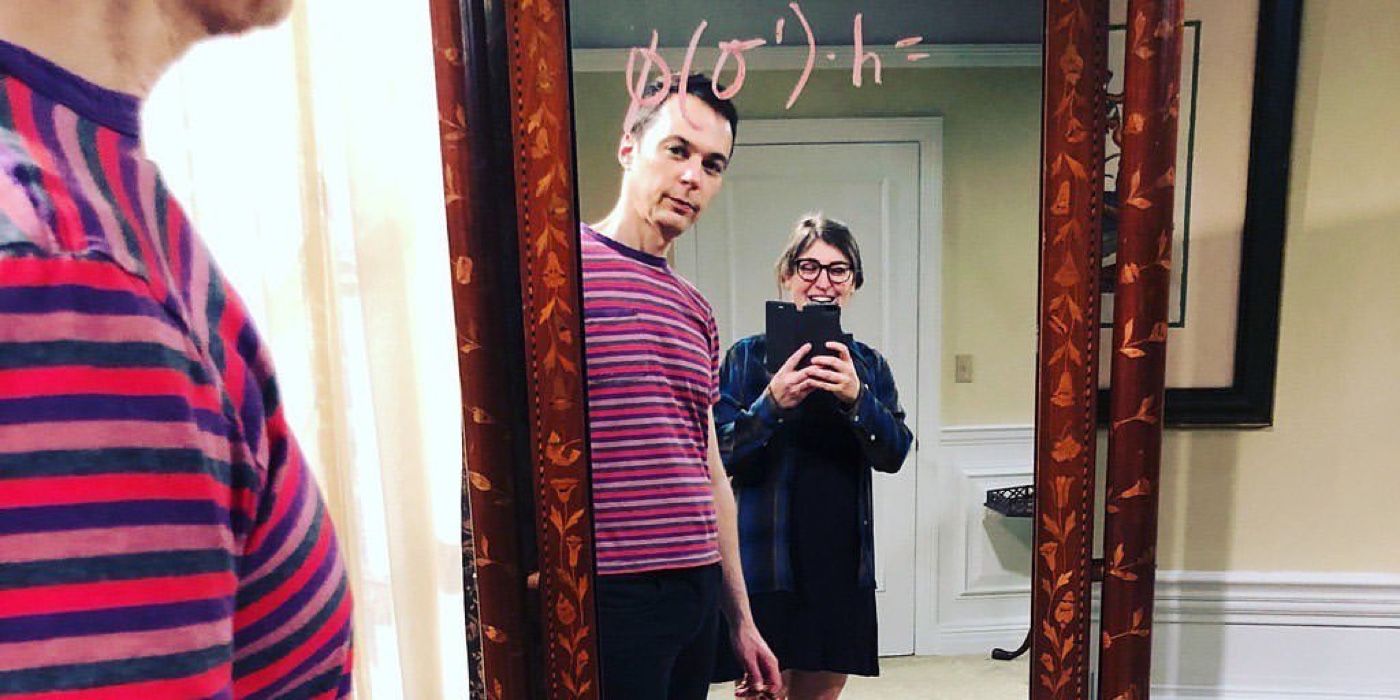 Big Bang Theory Sheldon Amy mirror selfie