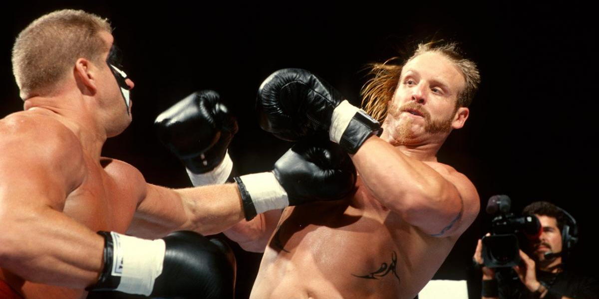 Hawk punches Droz