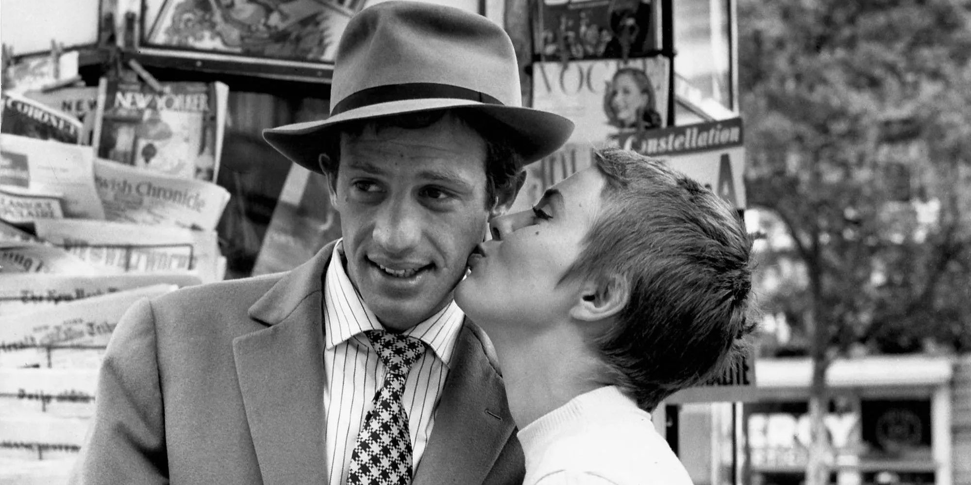 Jean Seberg kissing Jean-Paul Belmondo in Breathless