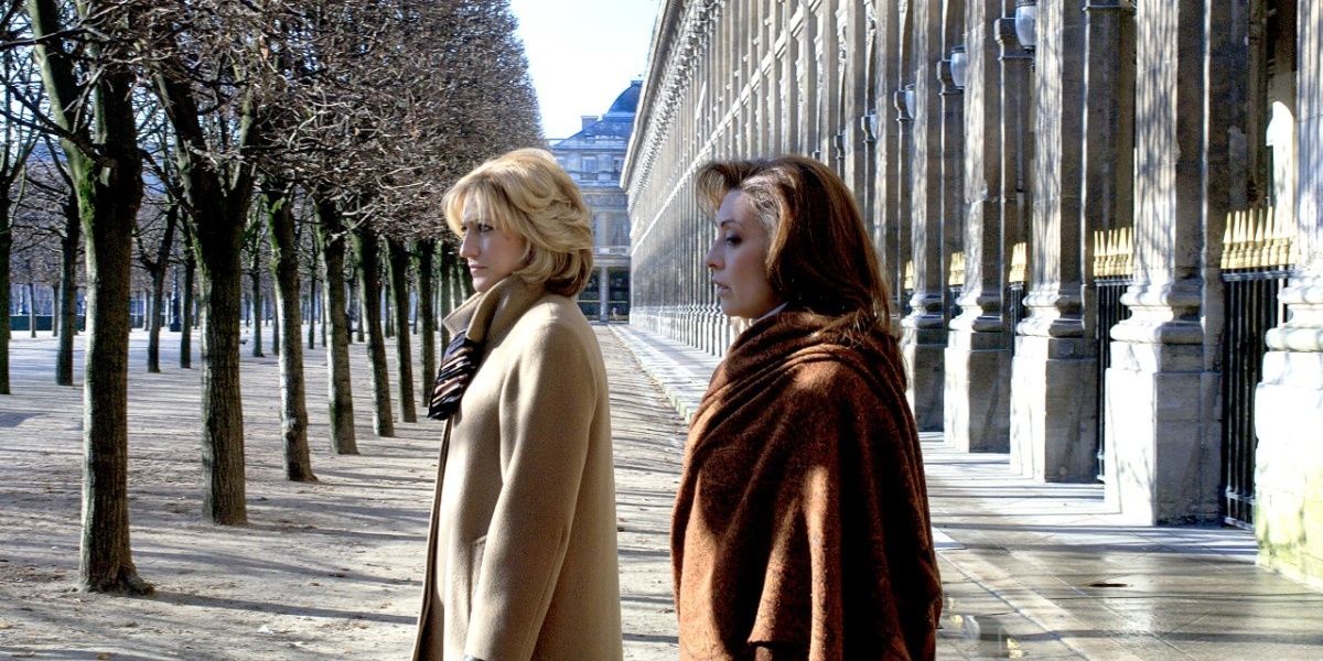 Carmela and Rosalie visiting Paris