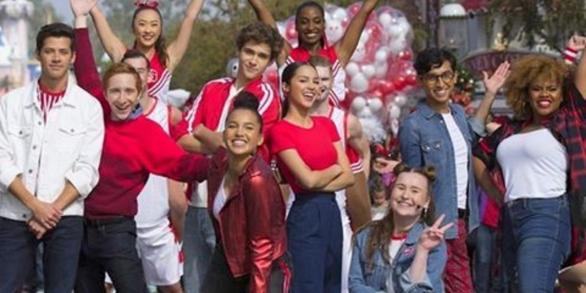 HSMTMTS cast performing in the Disney Christmas Day Parade at Disneyland