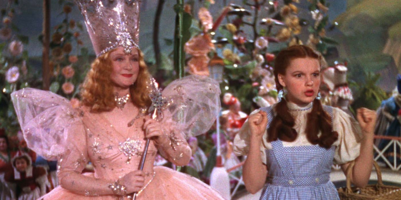 Glinda (Billie Burke) e Dorothy (Judy Garland) - O Mágico de Oz