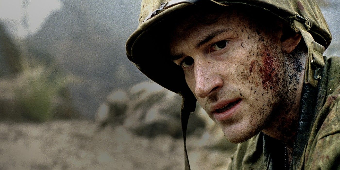 Joseph Mazzello as Eugene Sledge looking distressed in The Pacific