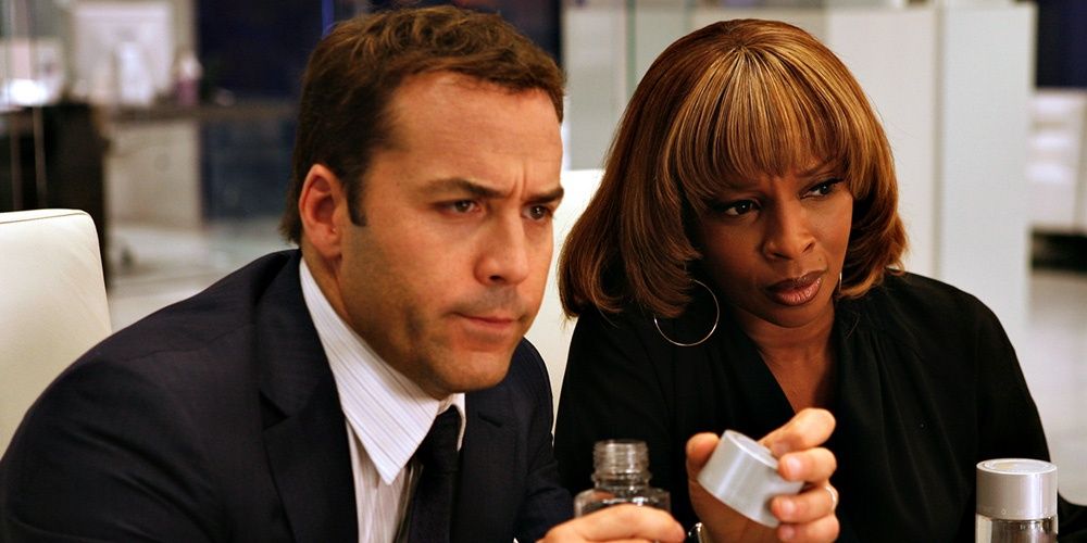 Mary J Blige with Ari Gold in a meeting in Entourage