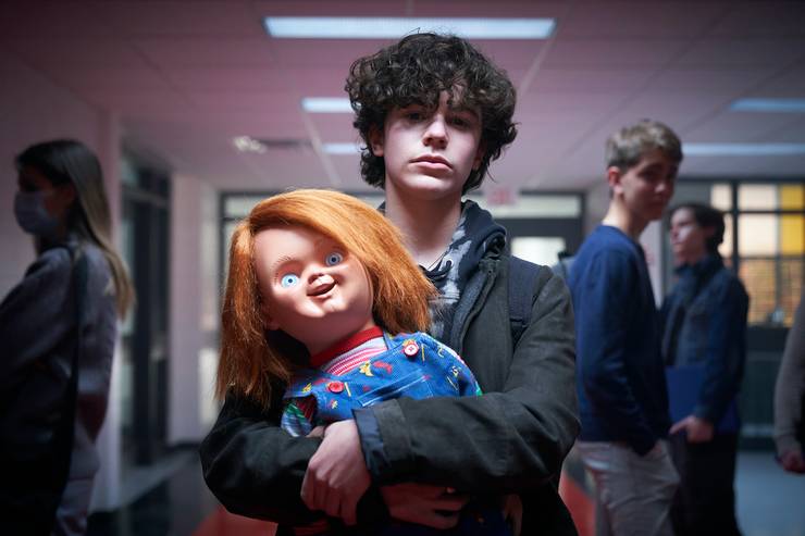 Злобная кукла вооружается ножом в тизере хоррор-сериала «Чаки» Злобная кукла вооружается ножом в тизере хоррор-сериала «Чаки»