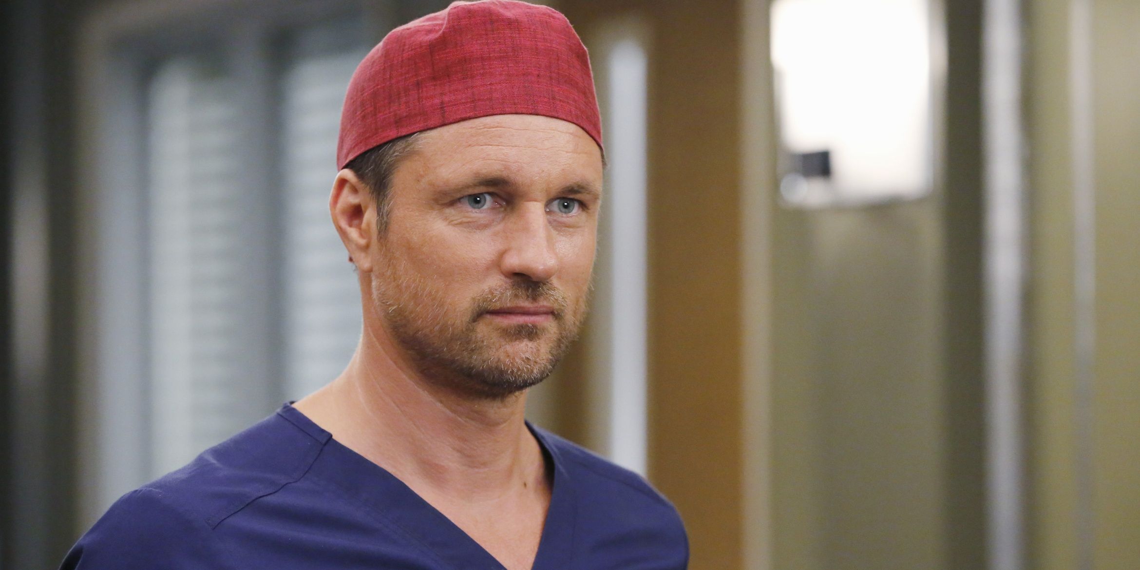 Nathan Riggs squares off with Owen at Grey Sloan in Grey&rsquo;s Anatomy.