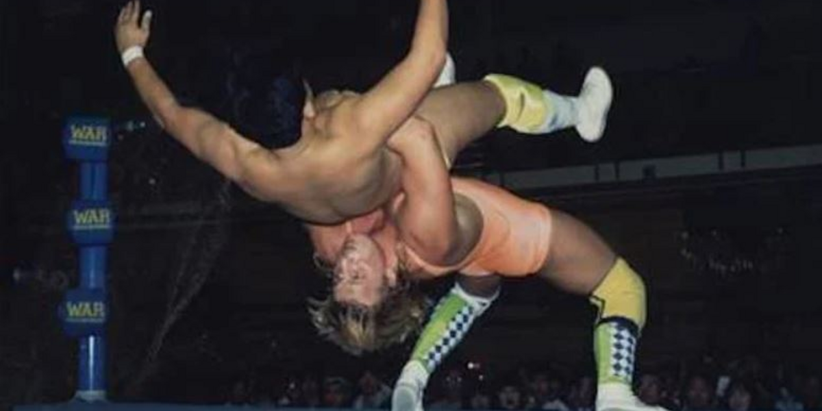 Owen Hart hits a German suplex