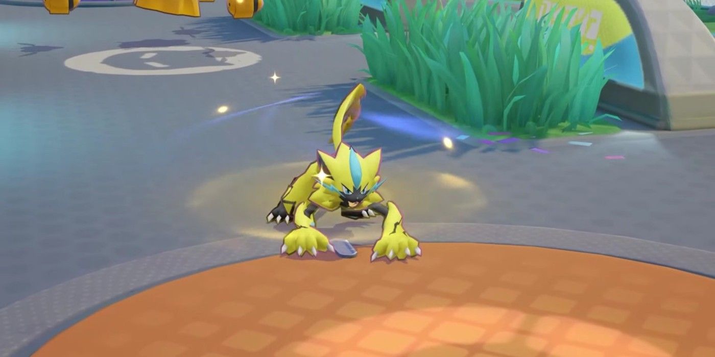 Zeraora crouching to strike in Pokémon Unite