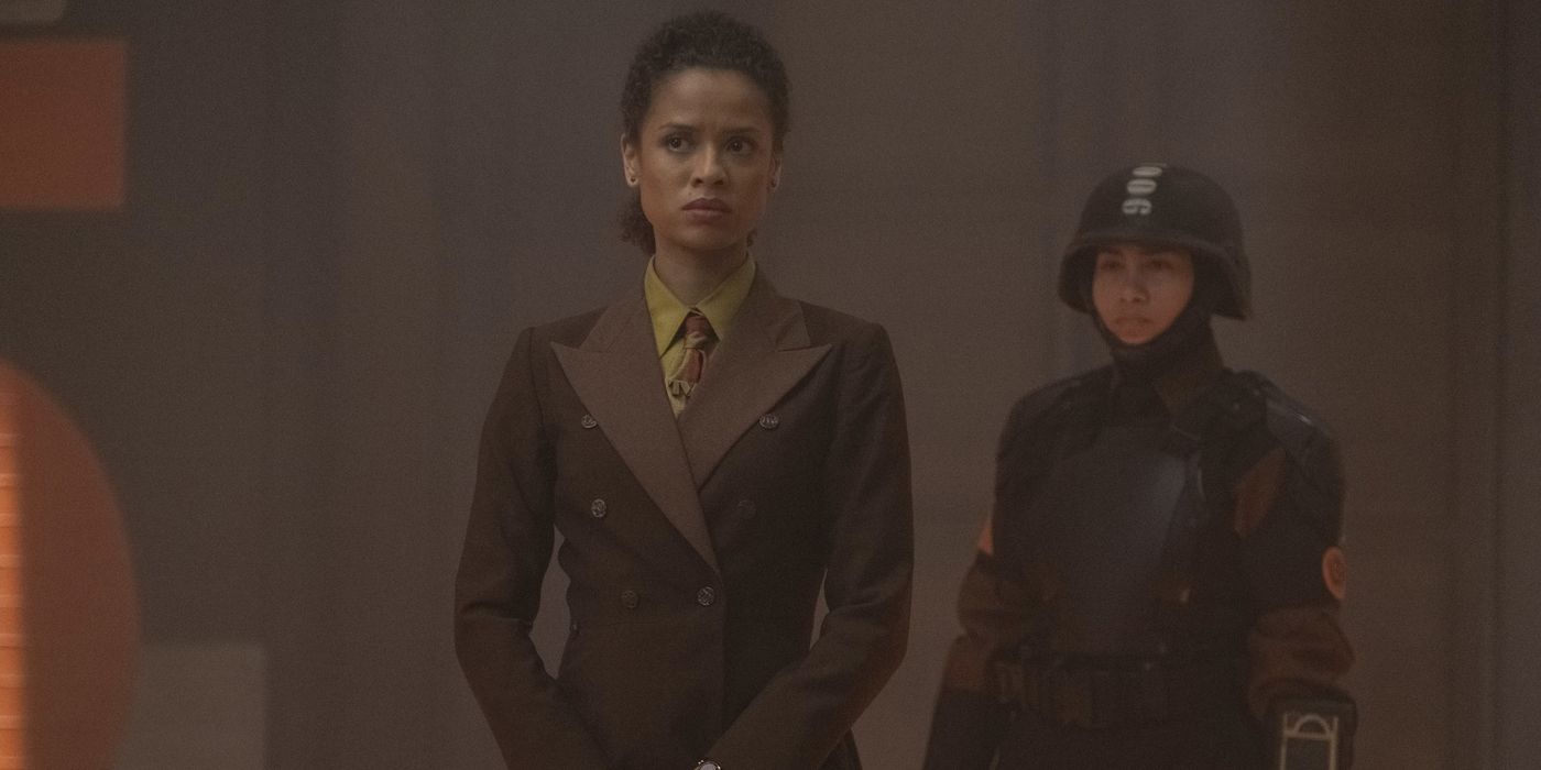 Ravonna standing with a guard in Loki.