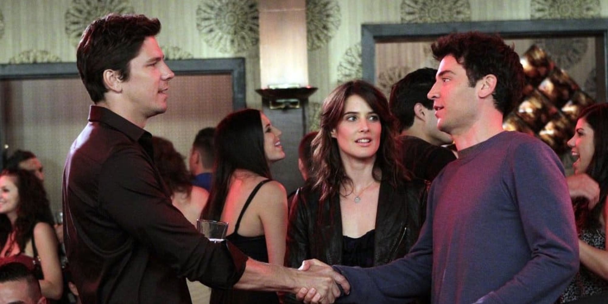 Robin introduces her new boyfriend Nick to Ted in HIMYM