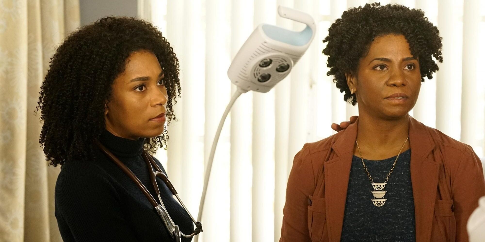 Image of Maggie with her cousin Sabbi in Grey&rsquo;s Anatomy