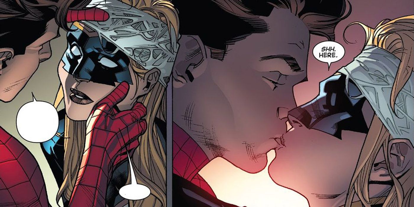 Spider-Man kissing Mockingbird in the comics.