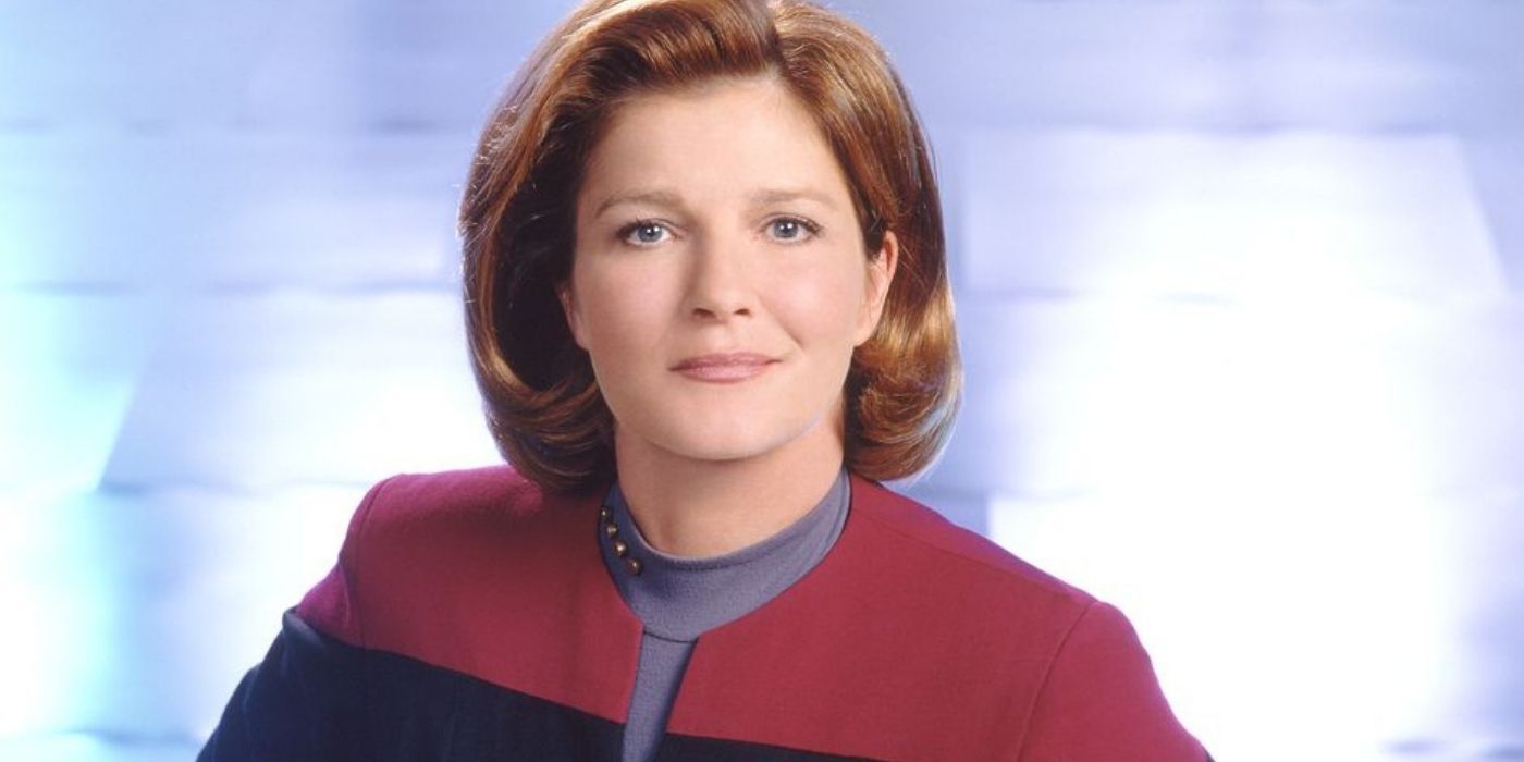 Promotional image of Captain Kathryn Janeway in Star Trek: Voyager