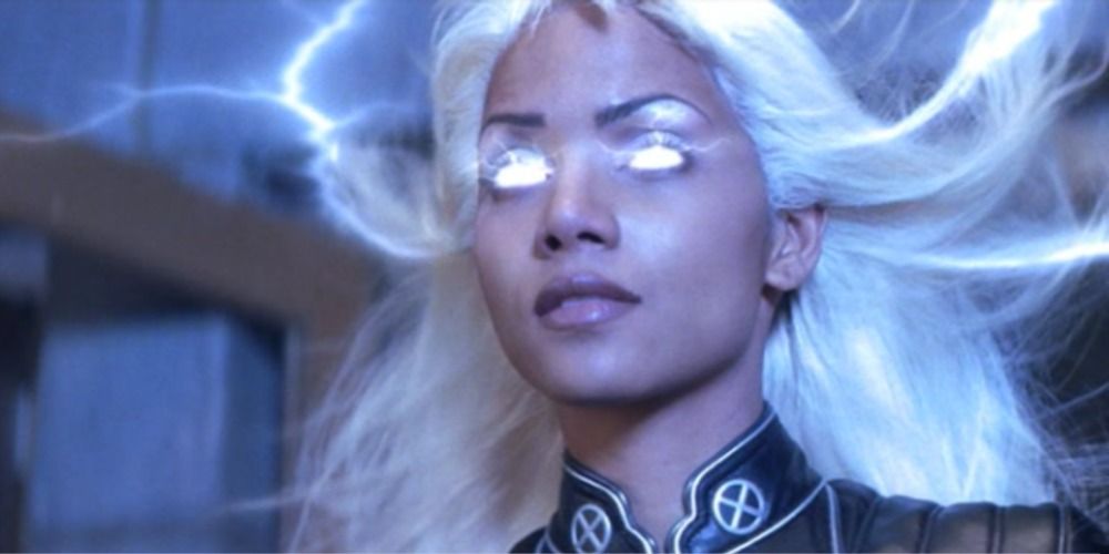 Storm with glowing eyes in X-Men (2000)