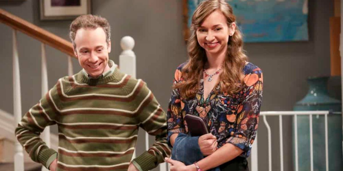 Stuart and Denise at home in The Big Bang Theory