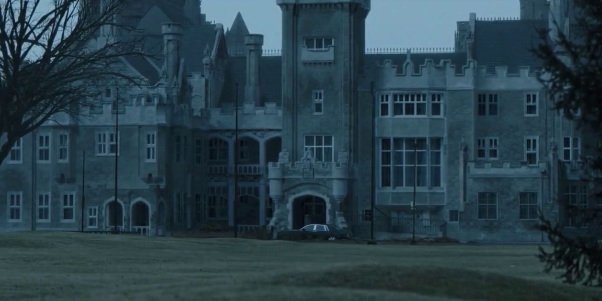 Wayne Manor as seen in Titans