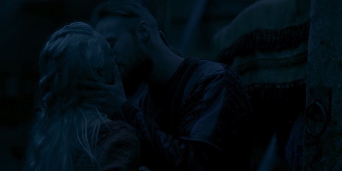Torvi kisses Ubbe after he consoles her over her failed marriage in Vikings