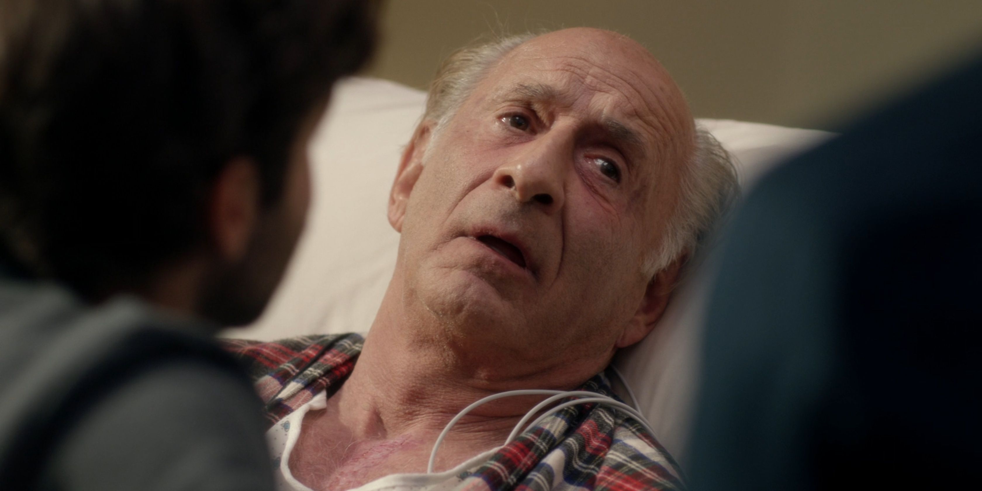Image of Schmitt&rsquo;s Uncle Saul on his deathbed in Grey&rsquo;s Anatomy