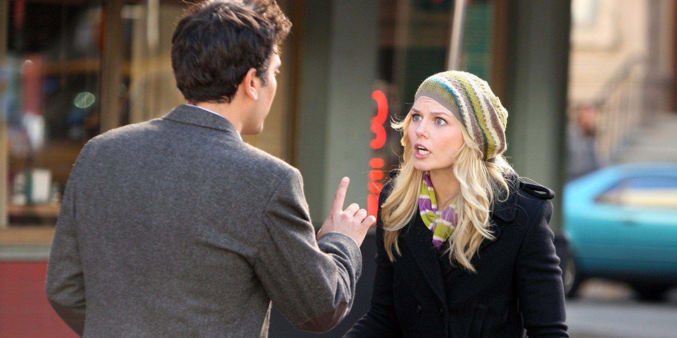 Zoey and Ted fighting in How I Met Your Mother.