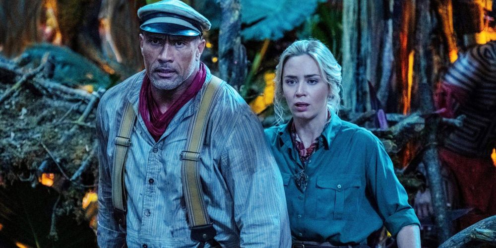 Frank e Lily parecem aterrorizados em Jungle Cruise