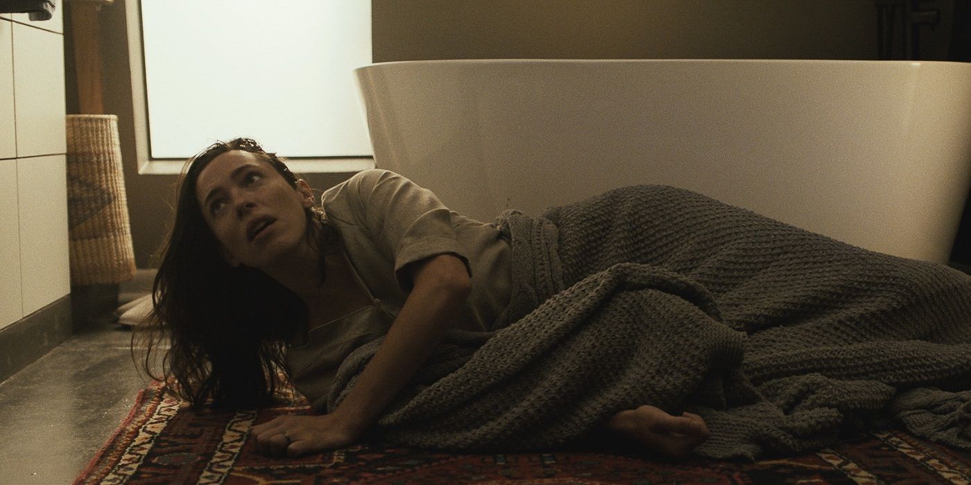 Beth on the floor in The Night House