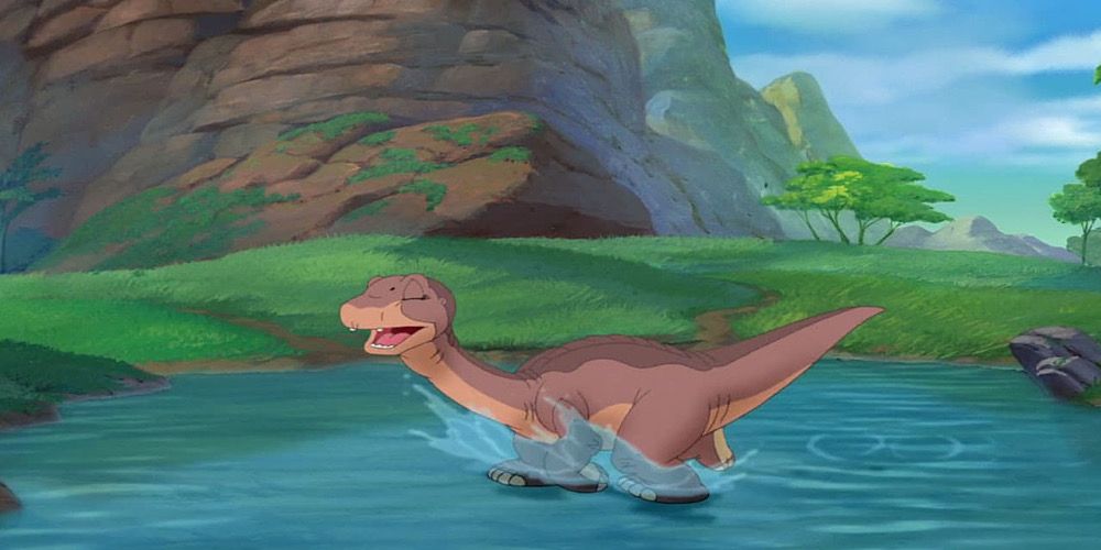 Littlefoot bathes in water in The Land Before Time X: The Great Longneck Migration