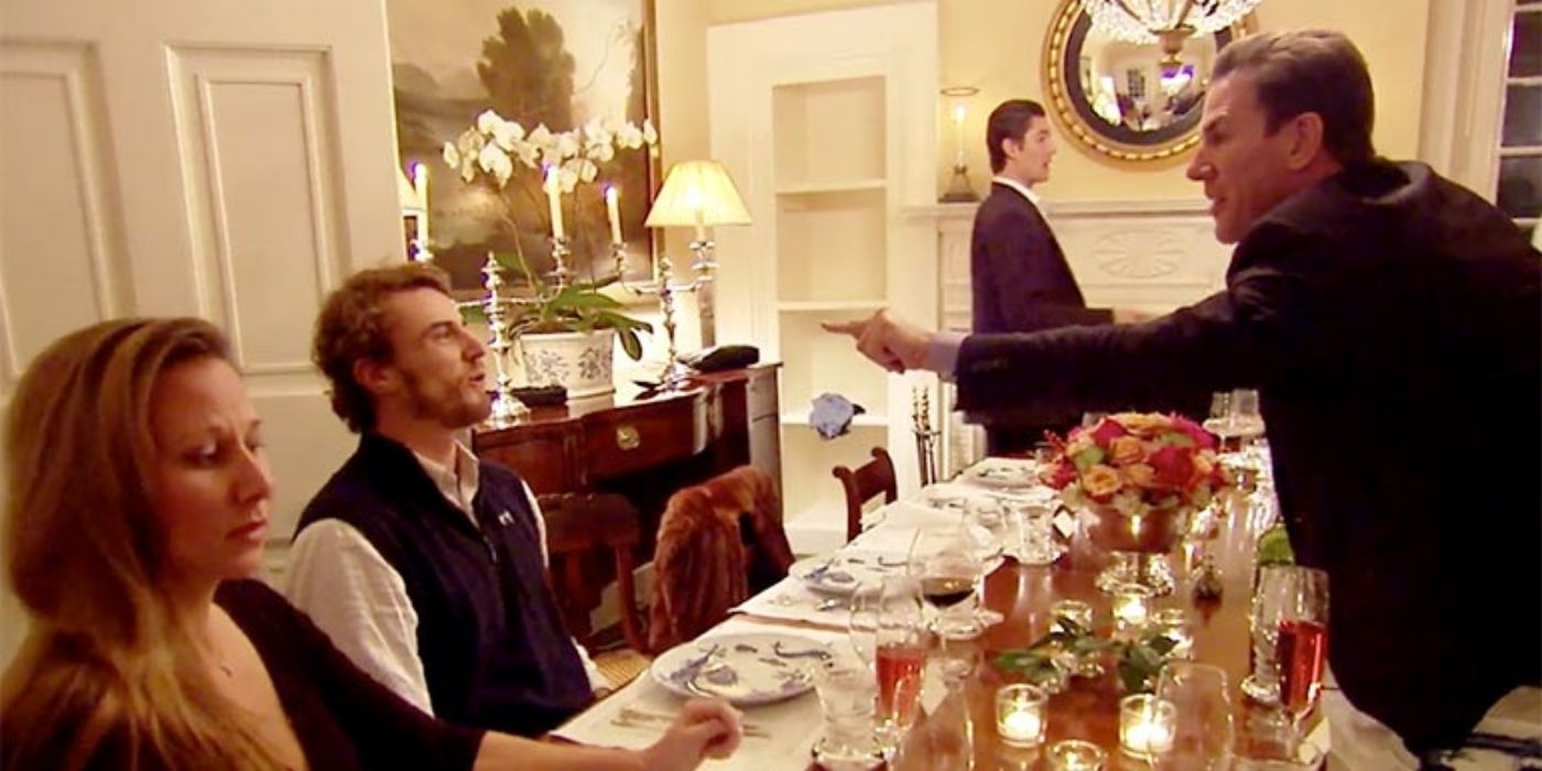 Thomas gritando com os convidados do jantar no Southern Charm