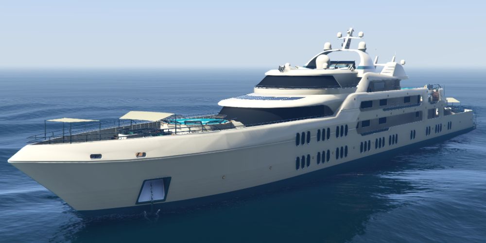 Aquarius Yacht on the ocean in GTA Online
