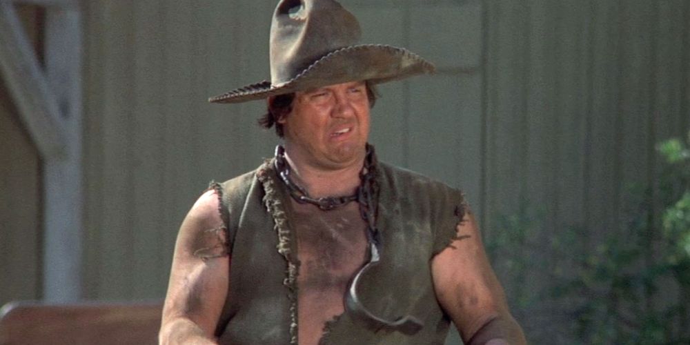 Mongo arrives in town in Blazing Saddles