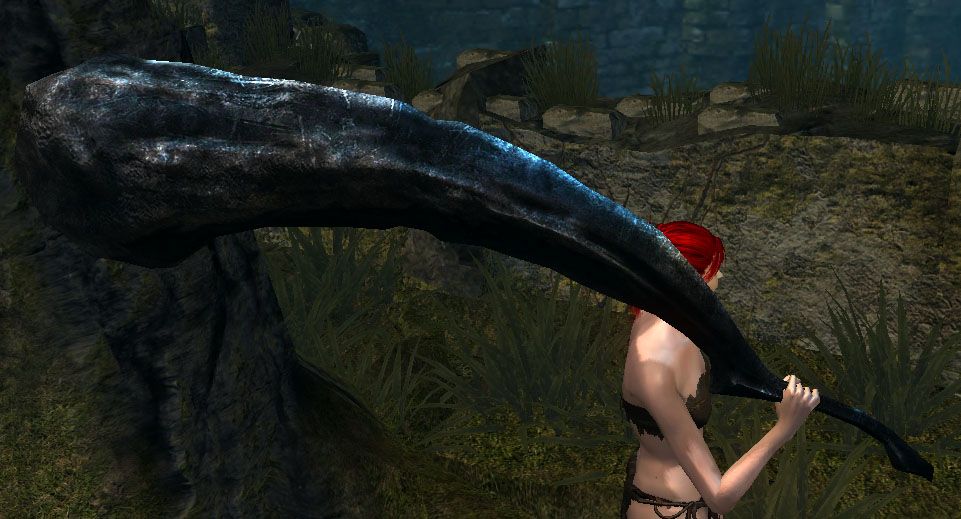 A player holding the Dragon Tooth weapon in Dark Souls.