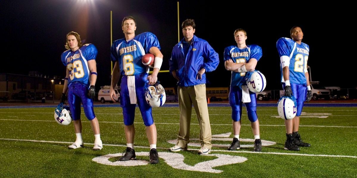 Riggins, Street, Coach Taylor, Sarasen, and Smash on the football field