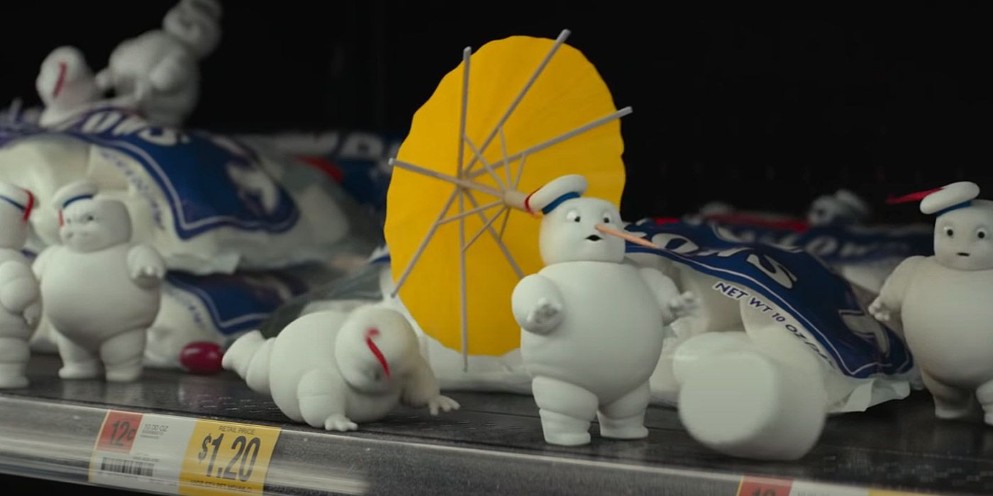 Miniature Stay-Puft Marshmallow Men on a Wal-Mart store shelf in Ghostbusters: Afterlife