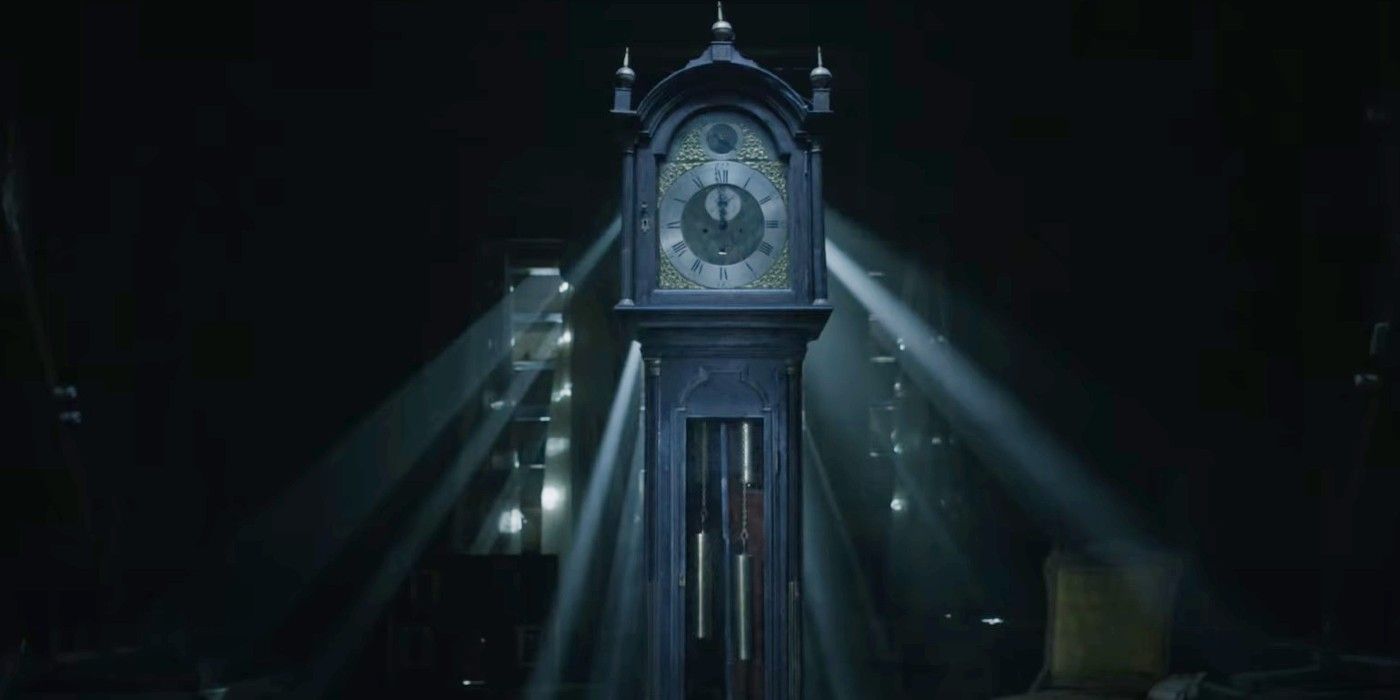 Grandfather clock in Stranger Things season 4