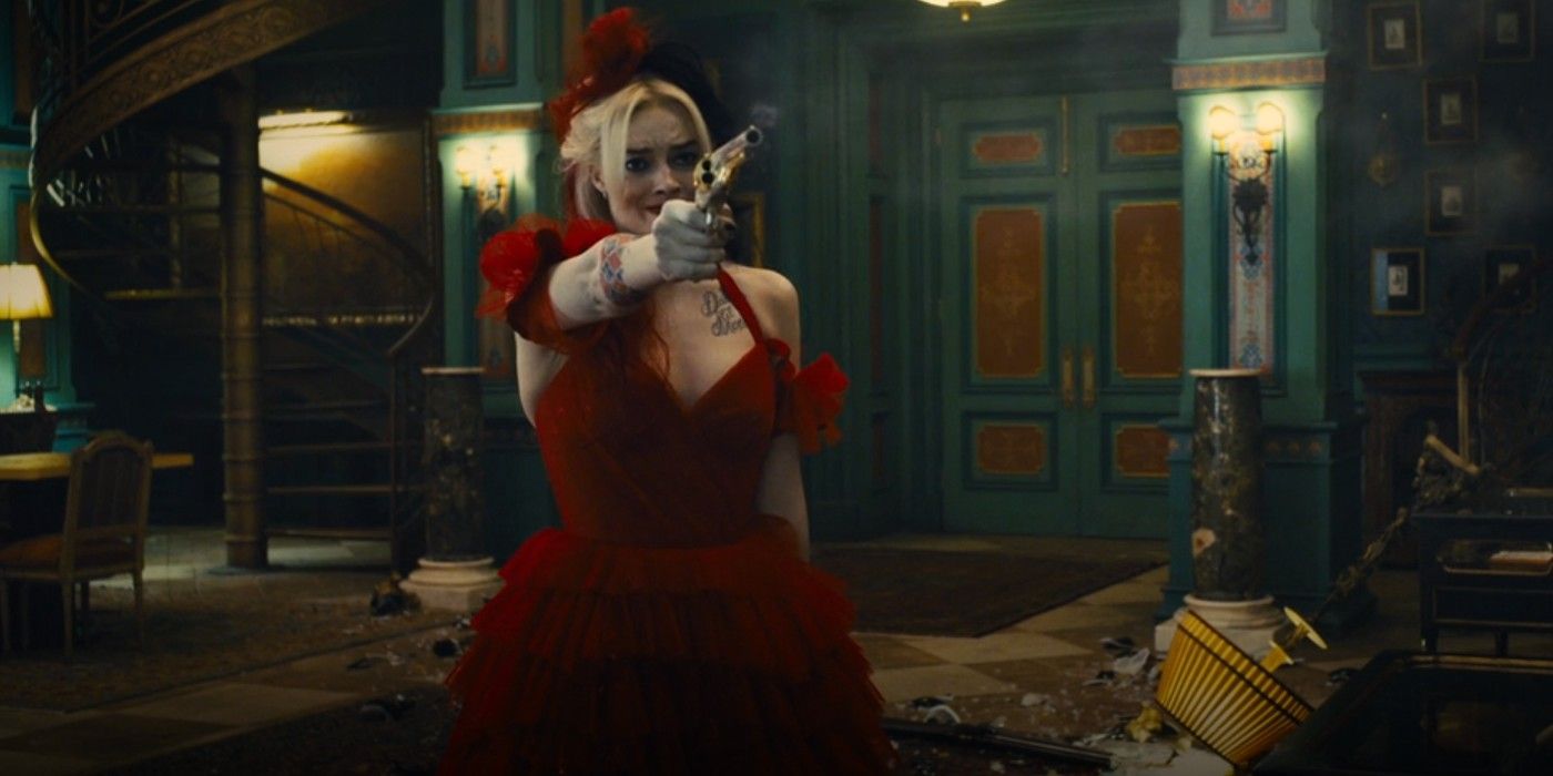 Harley Quinn aiming a revolver in The Suicide Squad