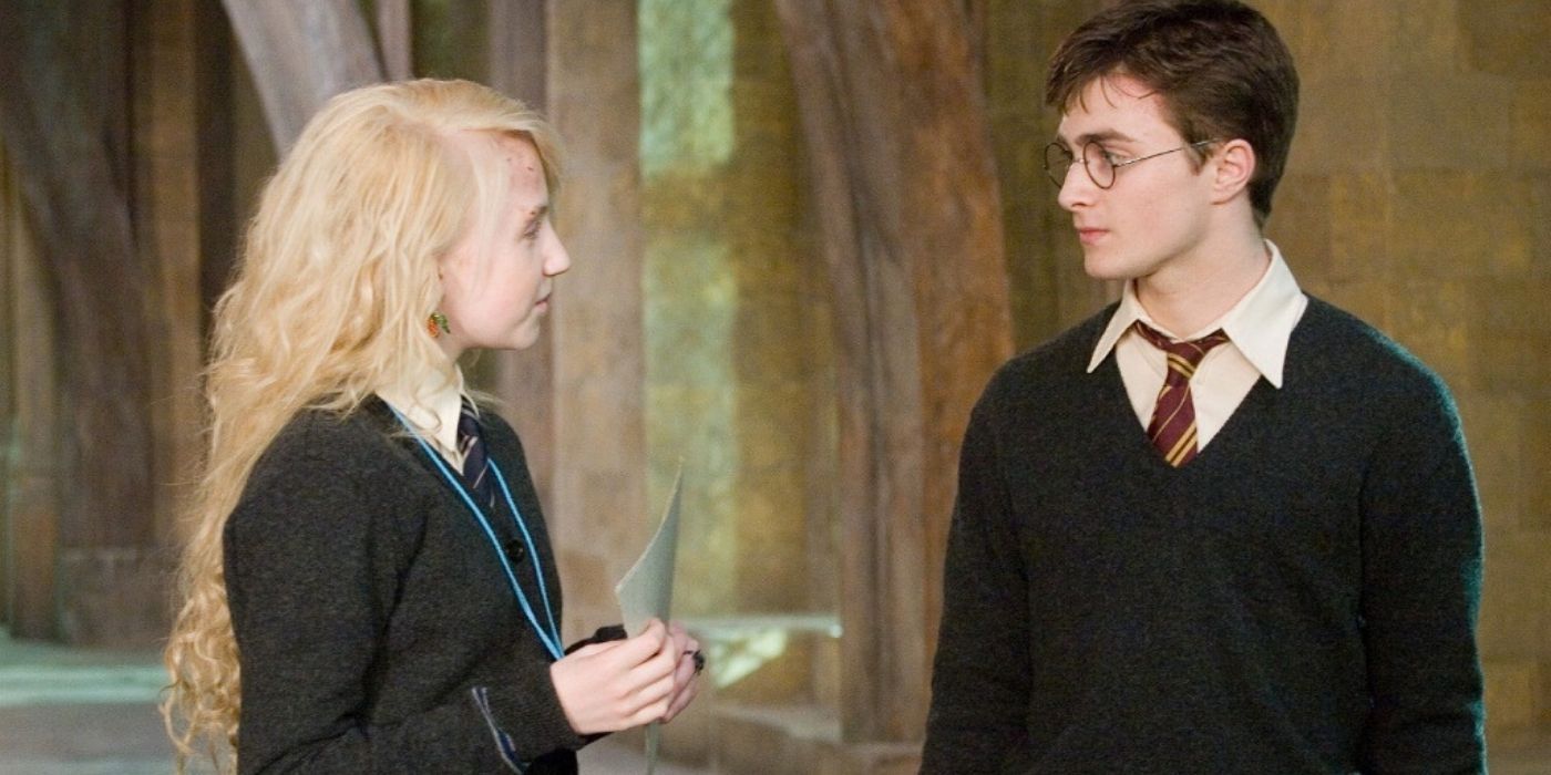 Luna comforts Harry at Hogwarts in Harry Potter and the Order of the Phoenix