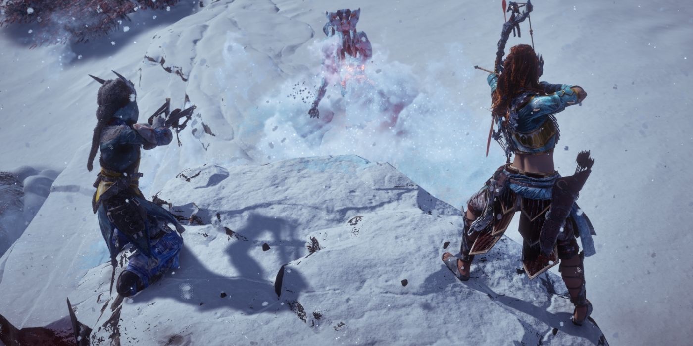Two characters fighting in the snow in Horizon Zero Dawn