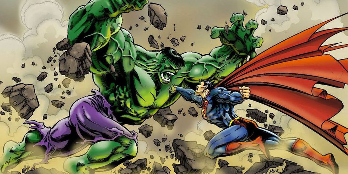 Hulk fighting Superman in a Marvel DC crossover.