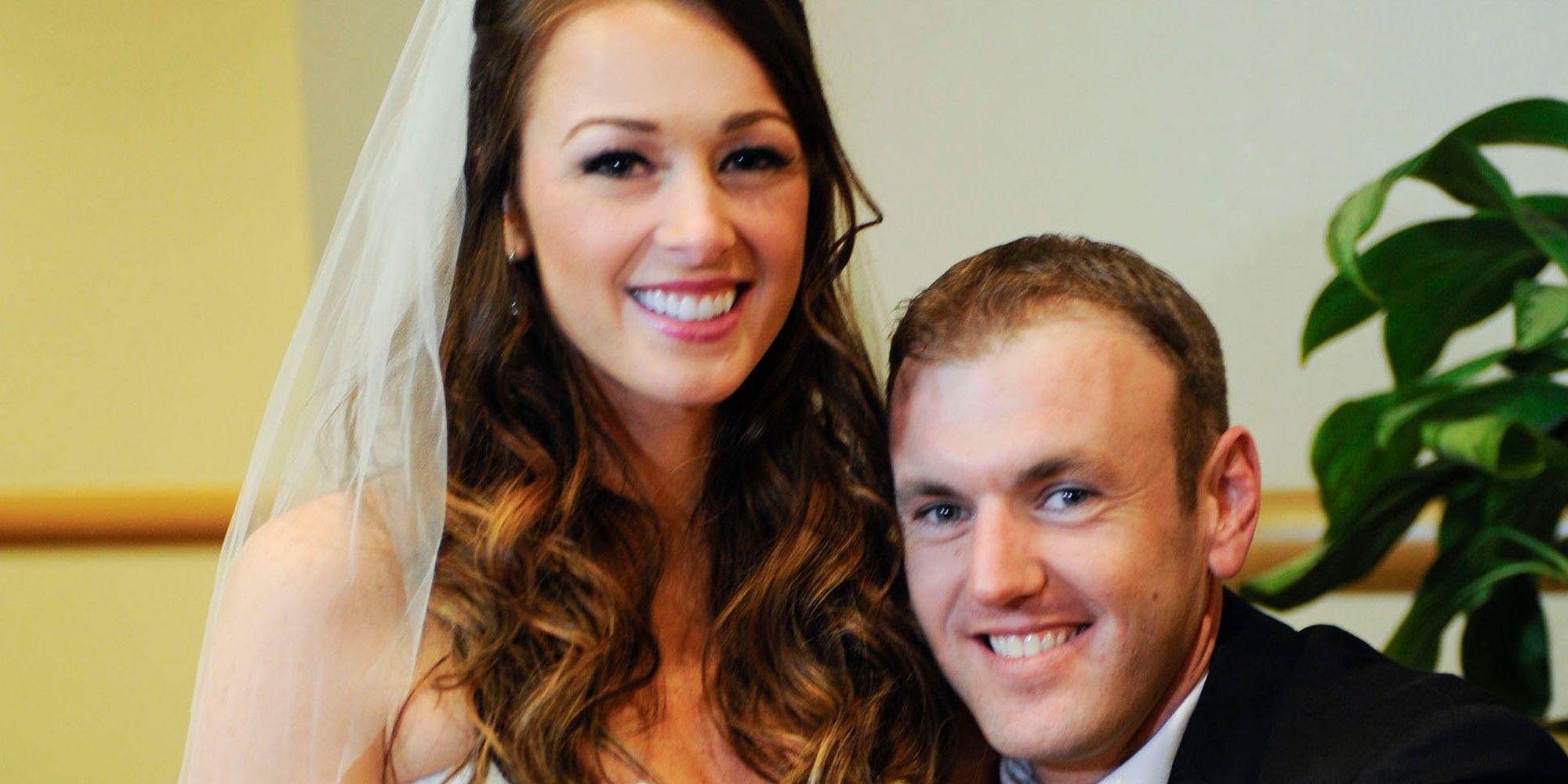 Jamie Otis Doug Hehner Married At First Sight in wedding outfits